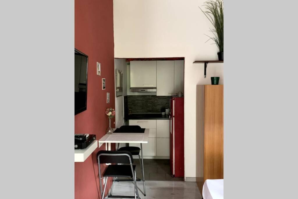 "Little Sicilian Home"-Room With A Private Bathroom & Kitchen -Fridge - And Shared A Beautiful Terrace On Hostel Taormina Center Экстерьер фото